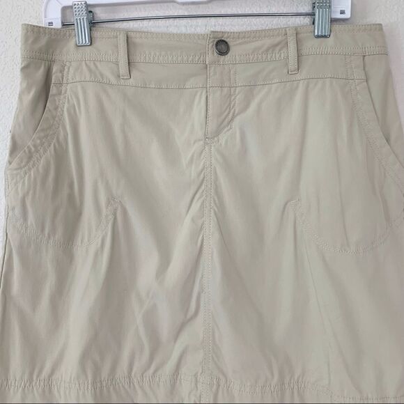 Eddie Bauer Women’s Cream Travex Adventure Skort - Picture 3 of 15